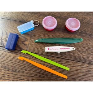 8 piece vintage Tupperware items; 2 smidgets, peelers, Lift to Pop Off, and more